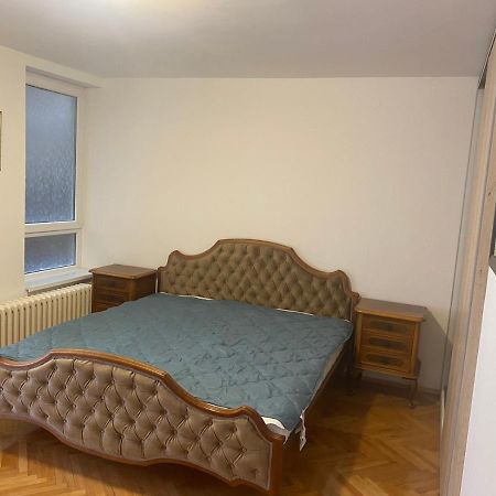 Sandra Ni Exterior foto